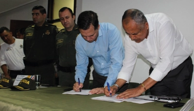 Con firma de Pacto por la Legalidad, Coljuegos, Gobernaci&oacute;n y autoridades hacen frente a ilegalidad en los juegos de suerte y azar en el Tolima